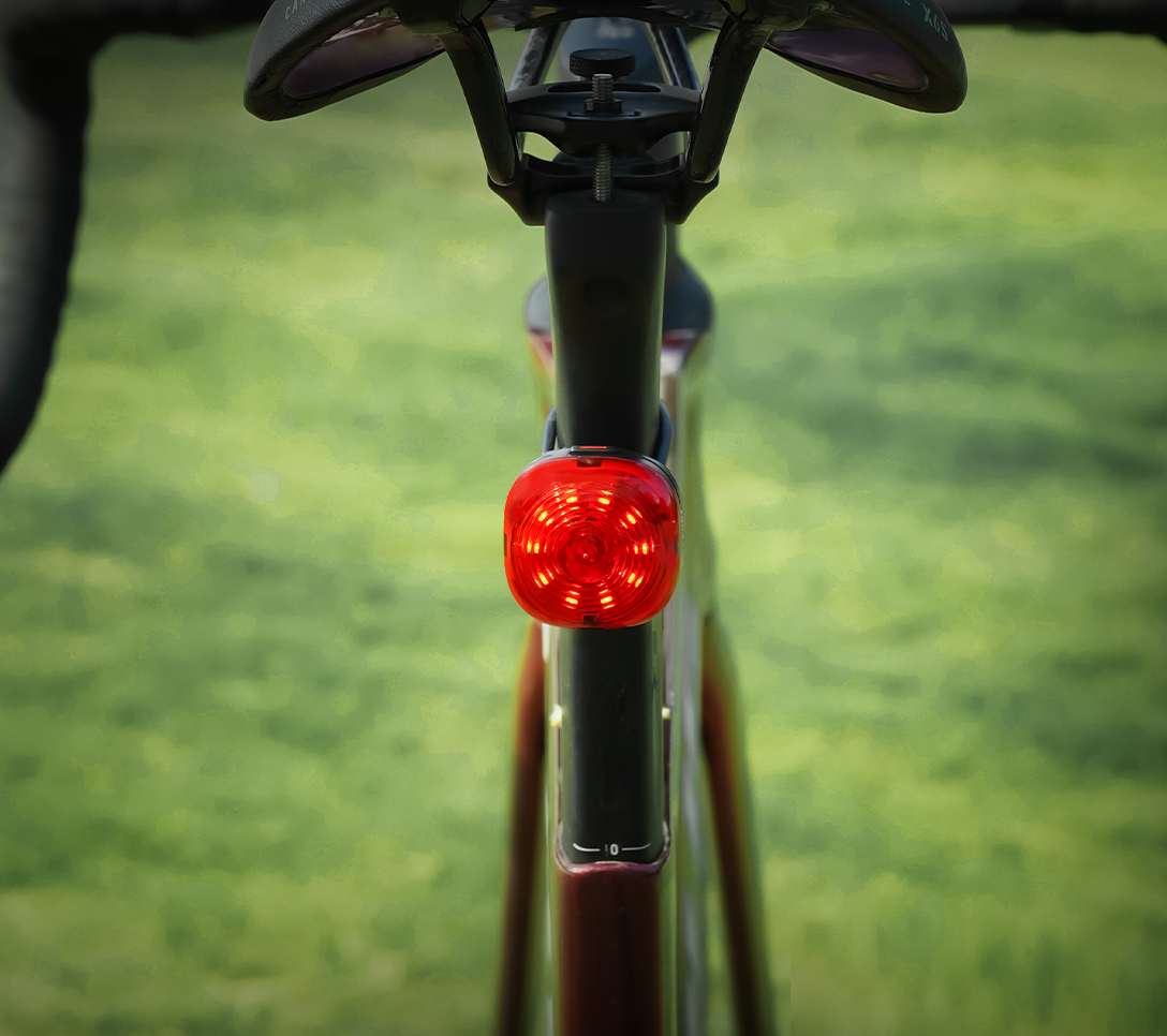 TL30骑行尾灯待机3000小时