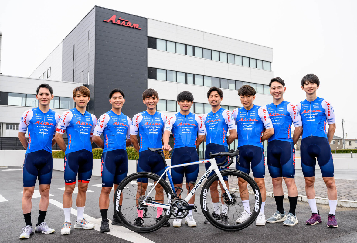AISAN Racing Team / 日本